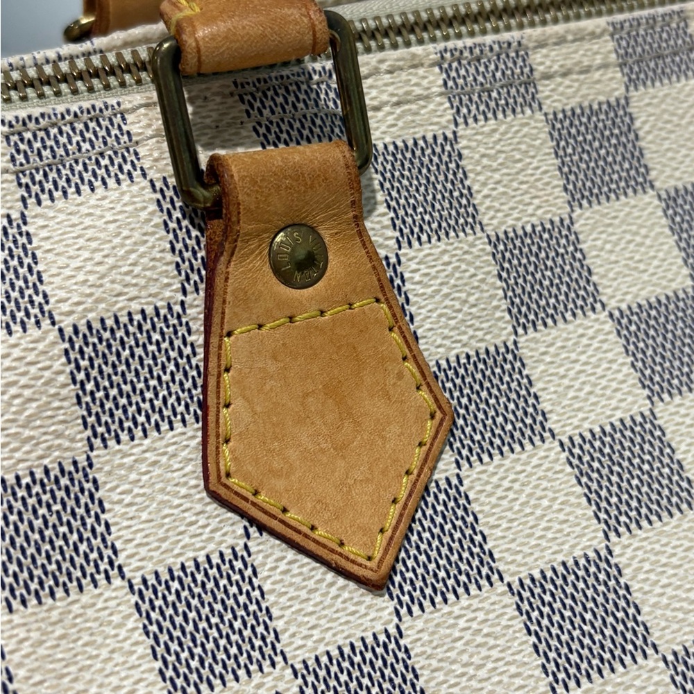 Authentic Louis Vuitton Speedy 30 Damier Azur Handbag with certificate - Picture 3 of 16